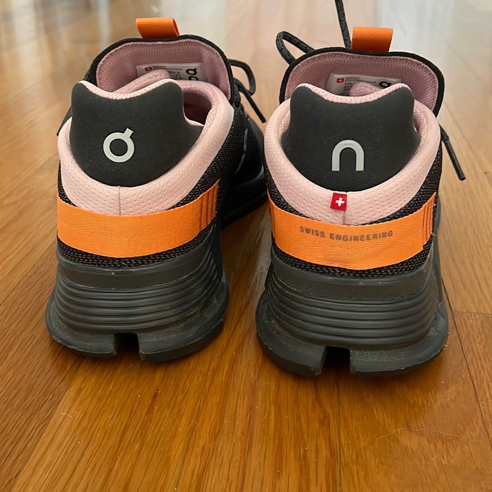OC On Cloud Athletic shoes, size 9.5, Cloud Nova